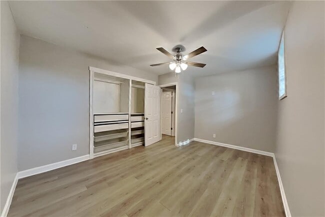 Building Photo - 3202 Windgate Dr