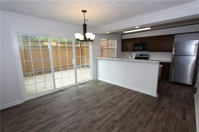 Building Photo - 5577 Clover Rise Ln