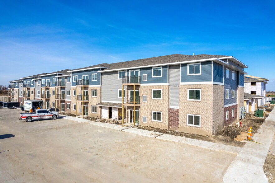 Blue Ridge Commons 1040 Blue Ridge Pl NW Altoona IA 50009 Apartment