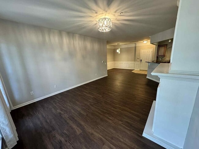 Building Photo - 14817 Santa Lucia Dr
