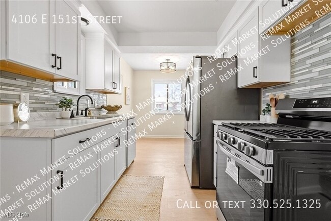 Building Photo - 4106 E 151st St