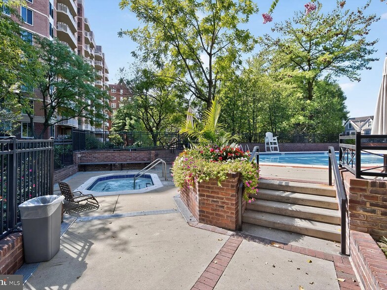 Pool/ Hot Tub - 7500 Woodmont Ave