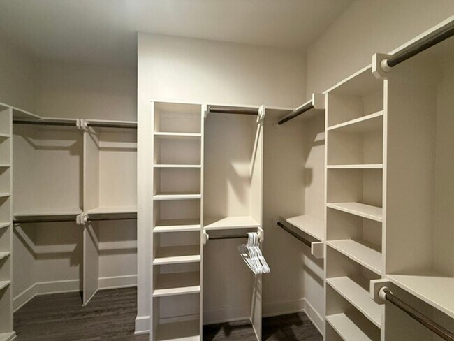 Building Photo - 3841 Kala Dr