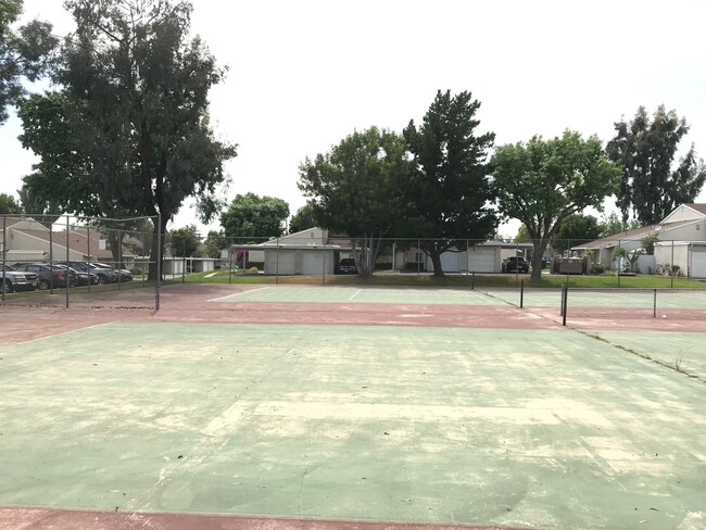 Building Photo - 3 Bedrooms, 2.5 Bath Townhome for Lease in Ontario with Water & Trash Included
