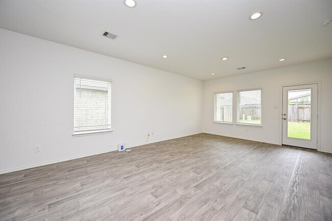 Building Photo - 5411 Auburn Gardens Ct