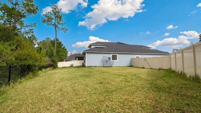 Building Photo - 613 Lancewood Ct