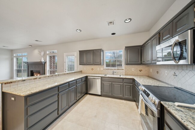 Building Photo - Remodeled 2 story in desired Stone Mill Br...