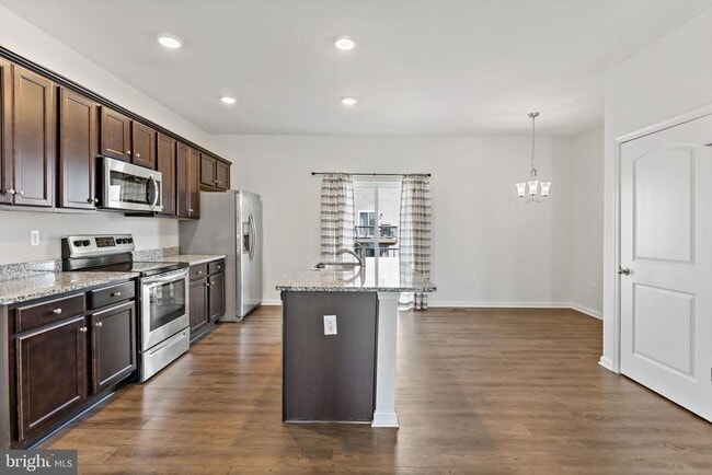 Building Photo - 162 Magellan Dr