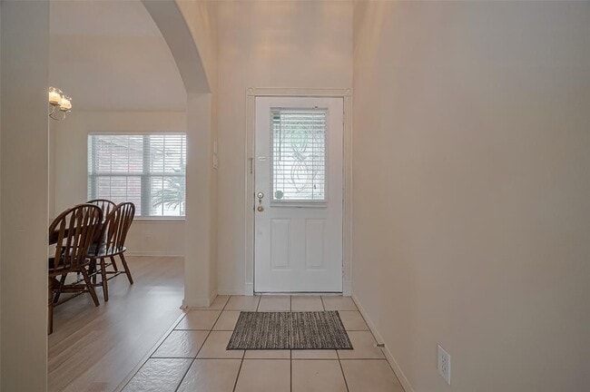 Building Photo - 4811 Tracemeadow Dr
