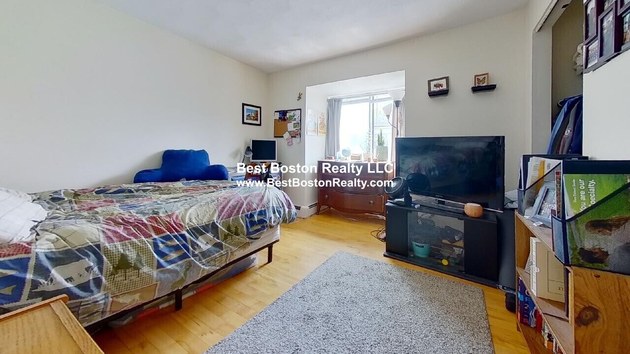 Building Photo - 84 Grant St