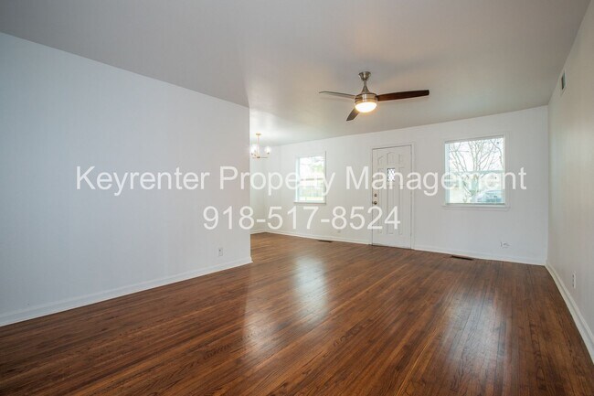 Building Photo - Beautiful 3 bedroom 1 bath, Available Now!