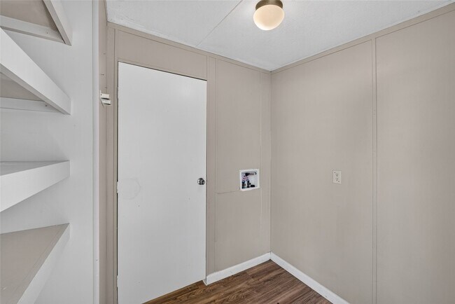 Building Photo - 1341 Flying L Ln