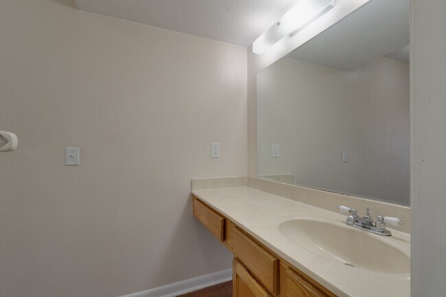 Building Photo - 2700 N Hwy A1A