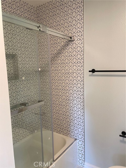 Building Photo - 14560 Clark St