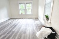 Building Photo - 313 E St Joseph St