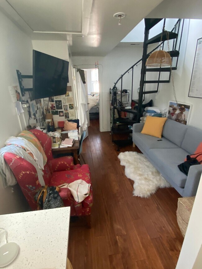 Building Photo - 750 S 4th St