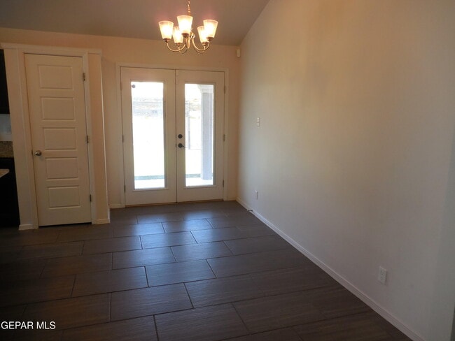 Building Photo - 4925 Copper Ranch Ave