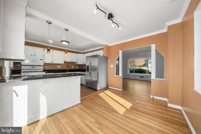 Building Photo - 3924 Taney Ave