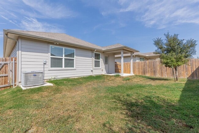 Building Photo - 14007 Levy Ln