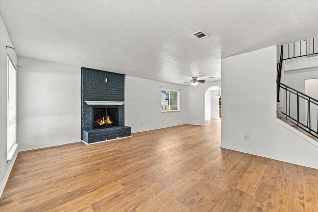 Building Photo - 44 S Waxberry Rd