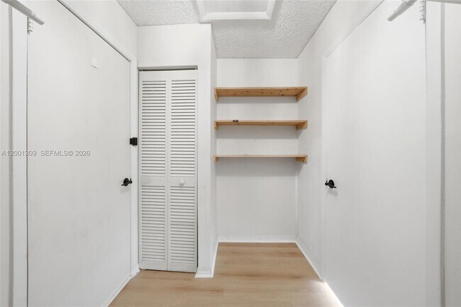 Building Photo - 6704 SW 114th Pl