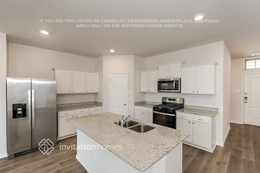 Building Photo - 4004 Amethyst Dr