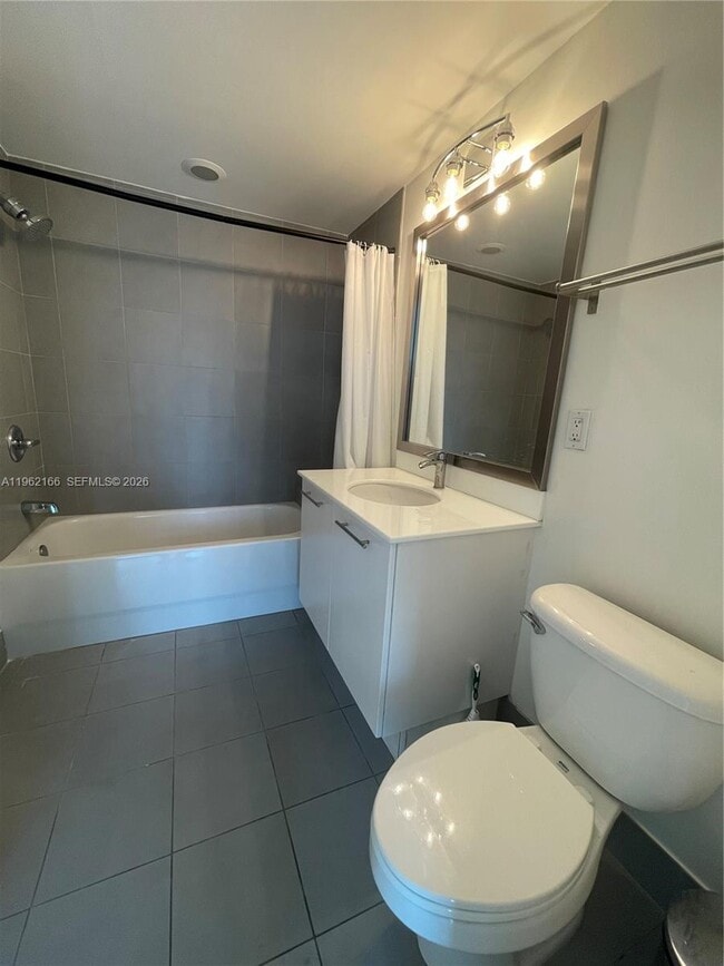 Building Photo - 92 SW 3rd St