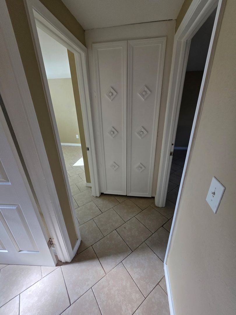 Building Photo - 2041 Fairplay St