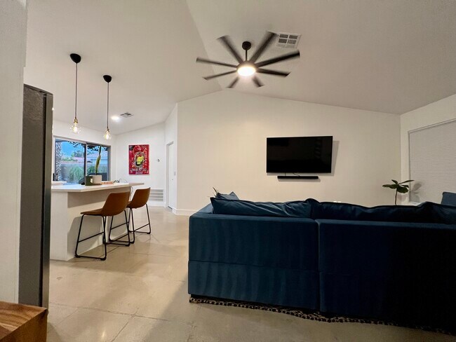 Building Photo - 68245 Empalmo Rd