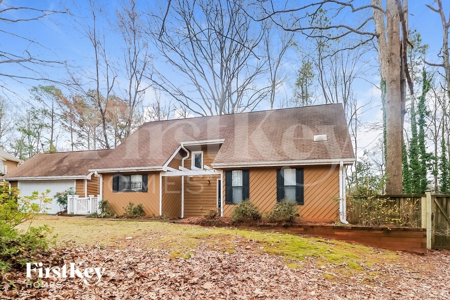 Building Photo - 2845 Forest Wood Dr