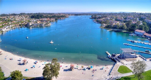 Building Photo - 26162 Sanz