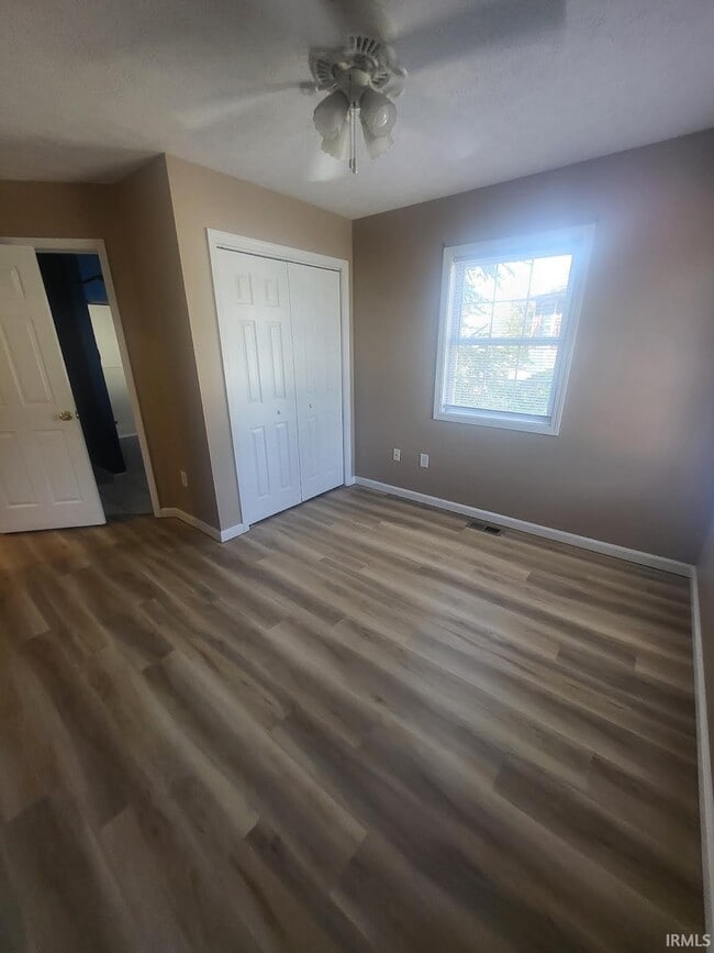 Building Photo - 3811 E Cobble Creek Dr