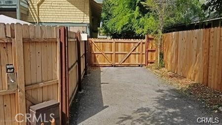 Building Photo - 136 N Bonnie Ave