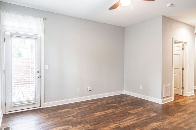 Building Photo - 535 Lighthorse Cir