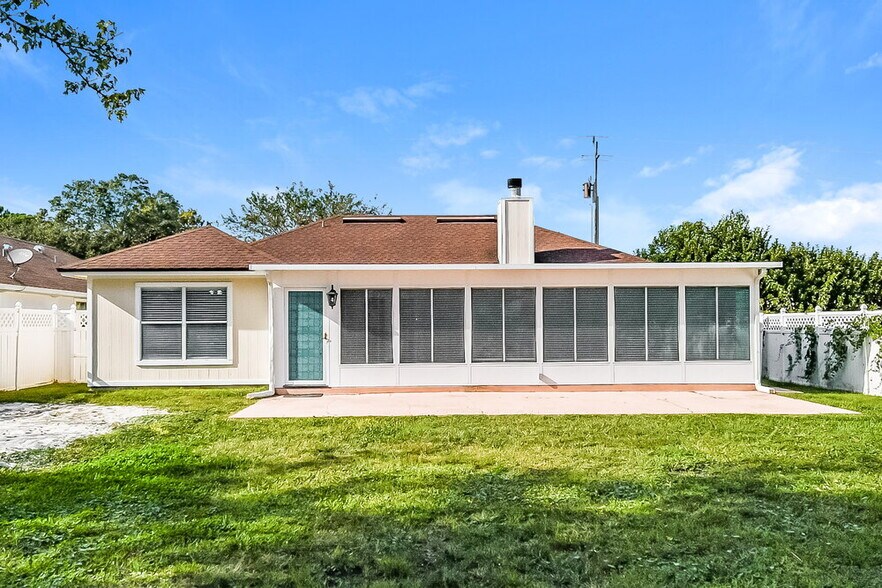 Building Photo - 1630 Farm Way