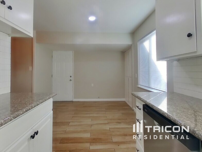 Building Photo - 7646 22nd St