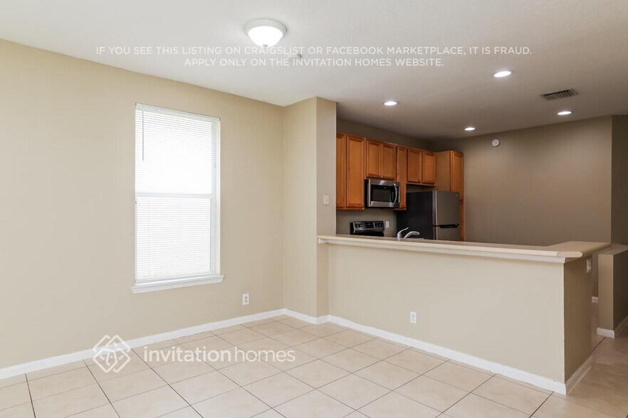Building Photo - 9814 Porta Leona Ln