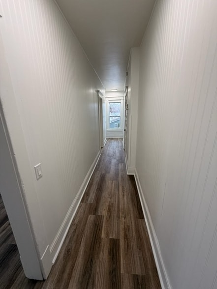 Building Photo - 1564 Laharpe St