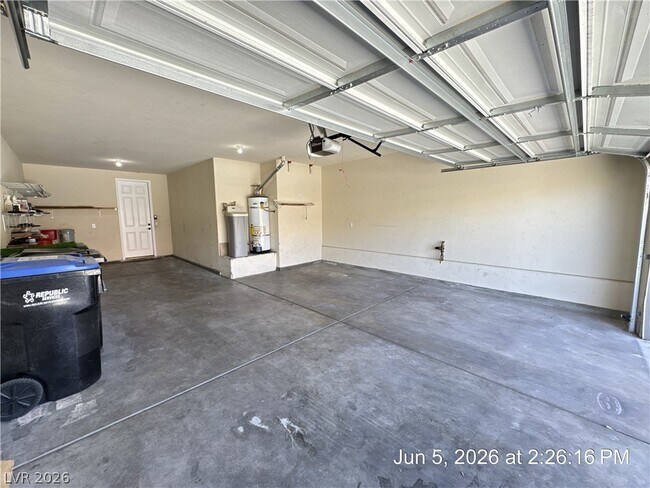 Building Photo - 3373 Osiana Ave