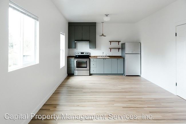 Building Photo - 6426 N Princeton St