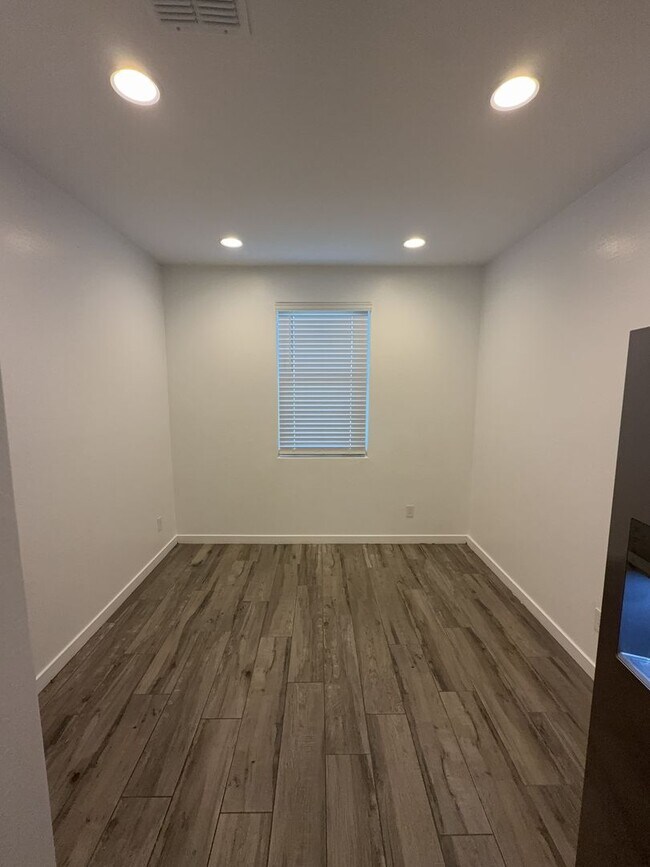 Building Photo - 24596 N 170th Dr