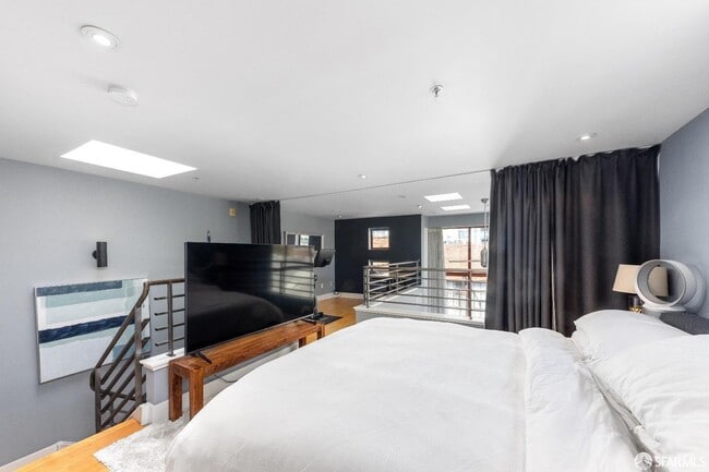 Building Photo - 1025 Minna St