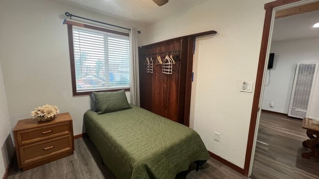 Building Photo - NEW Beautiful 3 Bedroom 1 Bath ADU - Furnished (Unfurnished Negotiable)