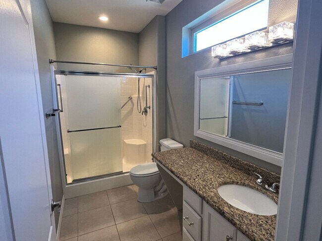 Building Photo - 16289 W Mountain Pass Dr