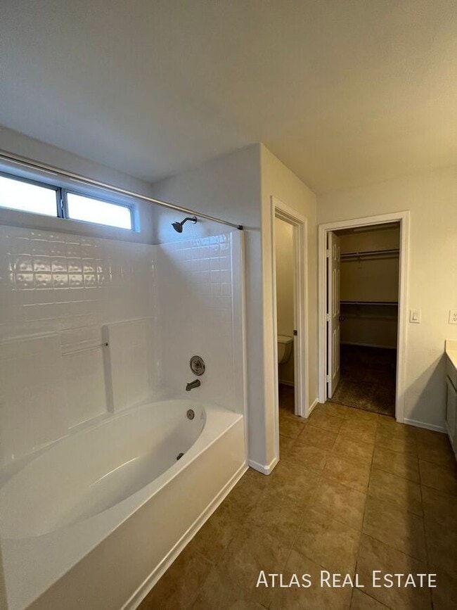 Building Photo - 30427 North 42nd Pl