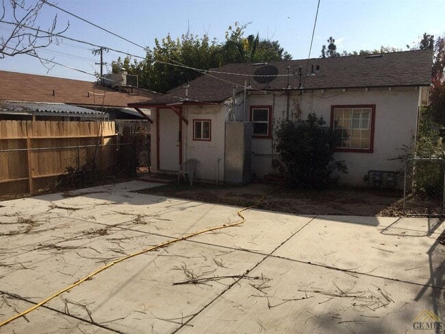 Building Photo - 122 Highland Dr