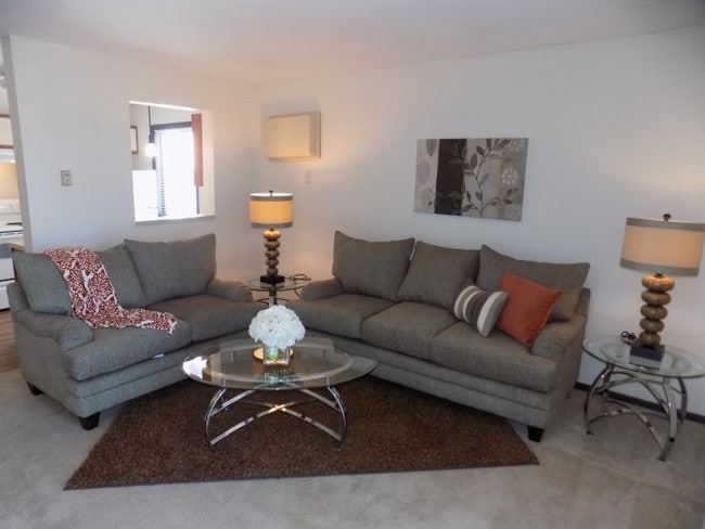 Autumn Ridge 1-2-2 Bedroom-Living Room - Autumn Ridge