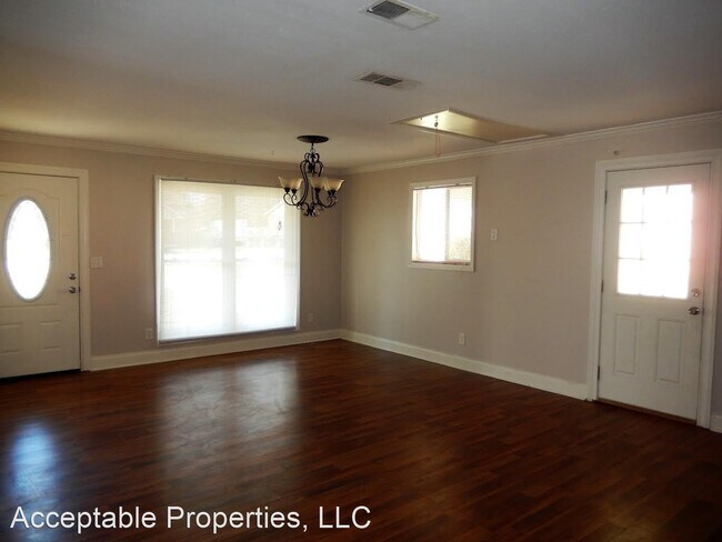 Building Photo - 3 br, 1.5 bath House - 4471 WEEMS ROAD