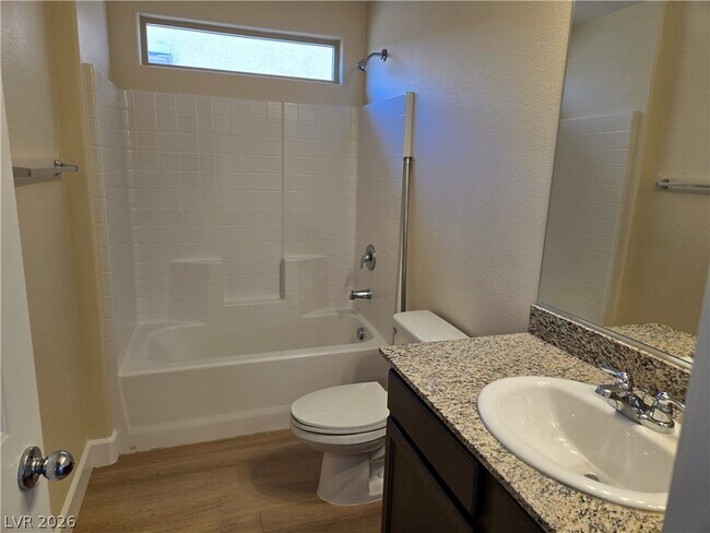 Building Photo - 2715 Hammetts Landing Walk