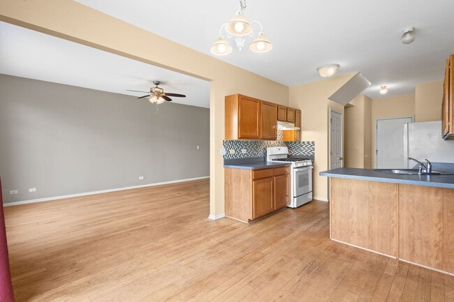 Building Photo - 1132 Coventry Cir